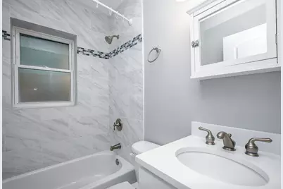 2648 W Lunt Avenue #C, Chicago, IL 60645 - Photo 17