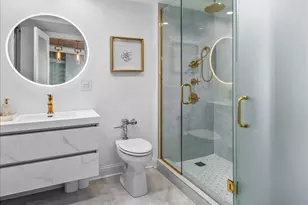 300 N State St, Chicago, IL 60654 - Photo 11