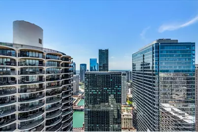 300 N State Street #5817, Chicago, IL 60654 - Photo 25
