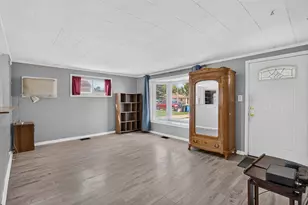 8743 S Kolin Ave, Hometown, IL 60456 - Photo 5