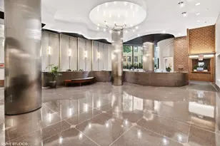 3660 N Lake Shore Dr, Chicago, IL 60613 - Photo 3