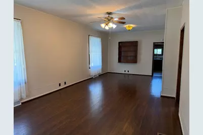 540 W 3rd Street, Centralia, IL 62801 - Photo 9
