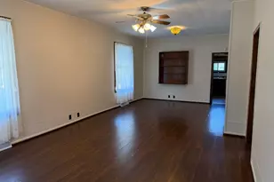 540 W 3rd St, Centralia, IL 62801 - Photo 9