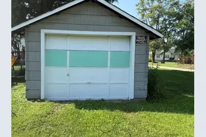 540 W 3rd Street, Centralia, IL 62801 - Photo 3
