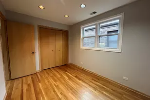 449 W 37th St, Chicago, IL 60609 - Photo 19