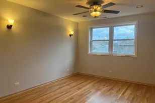 449 W 37th St, Chicago, IL 60609 - Photo 13