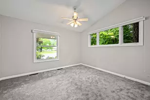 1161 Winwood Dr, Lake Forest, IL 60045 - Photo 35