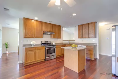 1155 Georgetown Way, Vernon Hills, IL 60061 - Photo 11
