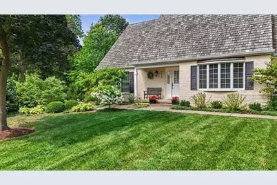 2613 S Nottingham Court, Champaign, IL 61821 - Photo 3