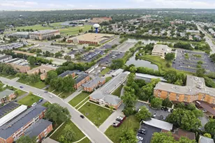 2000 Parkside Dr, Park Ridge, IL 60068 - Photo 19