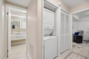 1866 N Sheffield Ave, Chicago, IL 60614 - Photo 13