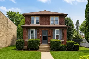 1626 Sheridan Rd, North Chicago, IL 60064 - Photo 1