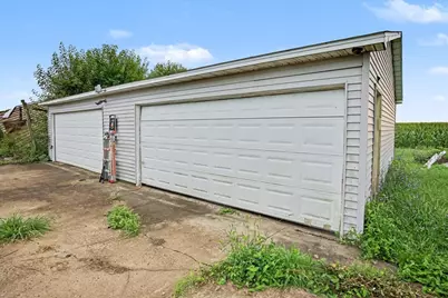 24614 E 1900 North Road, Pontiac, IL 61764 - Photo 5