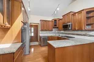 118 Aspen Dr, New Lenox, IL 60451 - Photo 9
