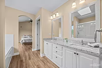 2562 N Jade Avenue, Arlington Heights, IL 60004 - Photo 21
