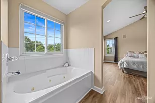 2562 N Jade Ave, Arlington Heights, IL 60004 - Photo 19
