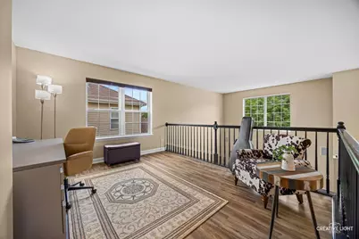 2562 N Jade Avenue, Arlington Heights, IL 60004 - Photo 23