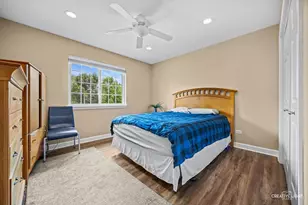 2562 N Jade Ave, Arlington Heights, IL 60004 - Photo 27