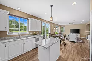 2562 N Jade Ave, Arlington Heights, IL 60004 - Photo 11