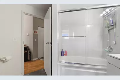 1019 W Jackson Boulevard #2J, Chicago, IL 60607 - Photo 13