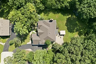2523 Forest Ct, Lindenhurst, IL 60046 - Photo 35