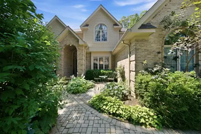 2523 Forest Court, Lindenhurst, IL 60046 - Photo 3