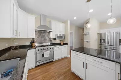 2523 Forest Court, Lindenhurst, IL 60046 - Photo 9