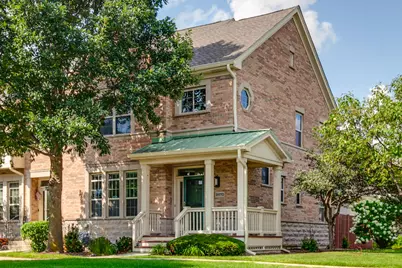 2670 W Lake Avenue #2670, Glenview, IL 60026 - Photo 1