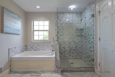 2670 W Lake Avenue #2670, Glenview, IL 60026 - Photo 17
