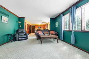 10 S Hampton Ct, Crete, IL 60417 - Photo 21