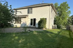 5490 Fox Path Ln, Hoffman Estates, IL 60192 - Photo 41