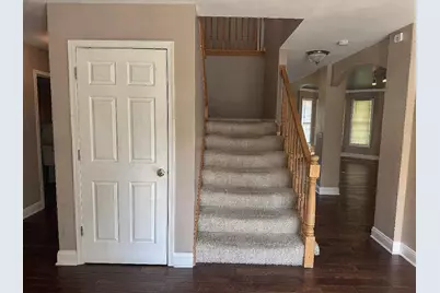 5490 Fox Path Lane, Hoffman Estates, IL 60192 - Photo 31