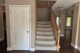 5490 Fox Path Ln, Hoffman Estates, IL 60192 - Photo 31