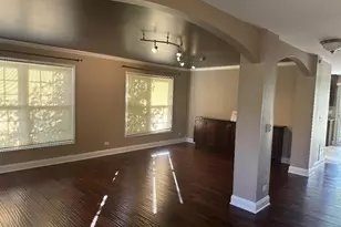 5490 Fox Path Ln, Hoffman Estates, IL 60192 - Photo 3