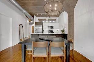 1151 W 15th St, Chicago, IL 60608 - Photo 9