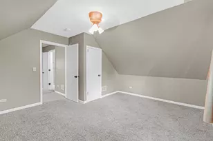 181 Craig Dr, Chicago Heights, IL 60411 - Photo 17