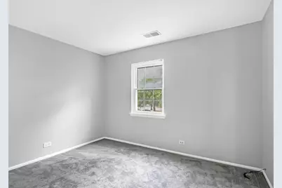 166 Stirling Lane #V2, Schaumburg, IL 60194 - Photo 7