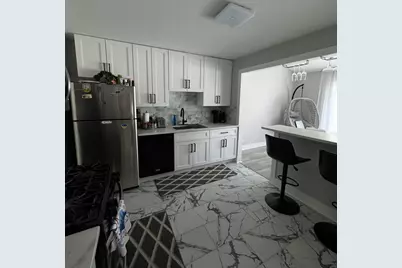 166 Stirling Lane #V2, Schaumburg, IL 60194 - Photo 3