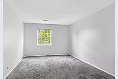 166 Stirling Lane #V2, Schaumburg, IL 60194 - Photo 5