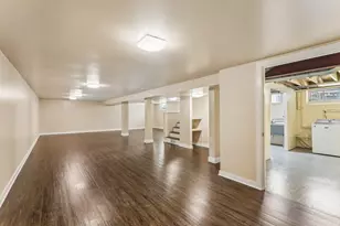 812 N Lincoln St, Addison, IL 60101 - Photo 23