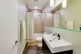 1340 N Artesian Ave, Chicago, IL 60622 - Photo 15