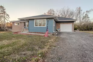 4N310 Walter Rd, Addison, IL 60101 - Photo 17