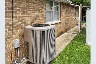 305 E Cherry Street #3, Watseka, IL 60970 - Photo 17