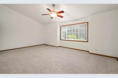 129 W Robinhood Way, Bolingbrook, IL 60440 - Photo 13