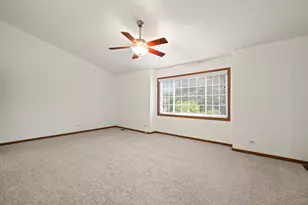 129 W Robinhood Way, Bolingbrook, IL 60440 - Photo 13
