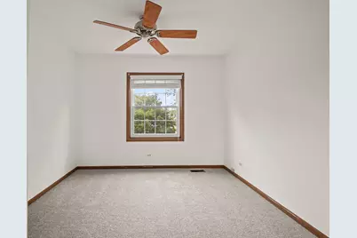129 W Robinhood Way, Bolingbrook, IL 60440 - Photo 19