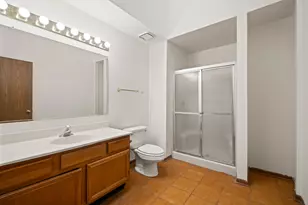 129 W Robinhood Way, Bolingbrook, IL 60440 - Photo 17