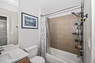 1305 S Michigan Ave, Chicago, IL 60605 - Photo 19
