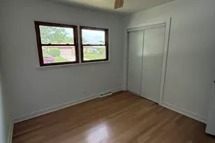 12537 S Menard Ave, Palos Heights, IL 60463 - Photo 17