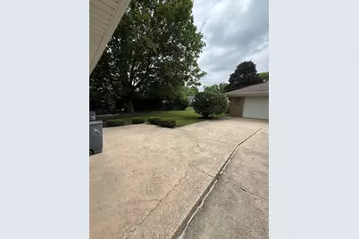 12537 S Menard Avenue, Palos Heights, IL 60463 - Photo 3